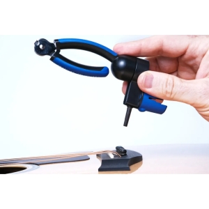 MUSIC NOMAD • Grip One - All in ONE String Winder, Cutter, Puller • Мултитул за струни
